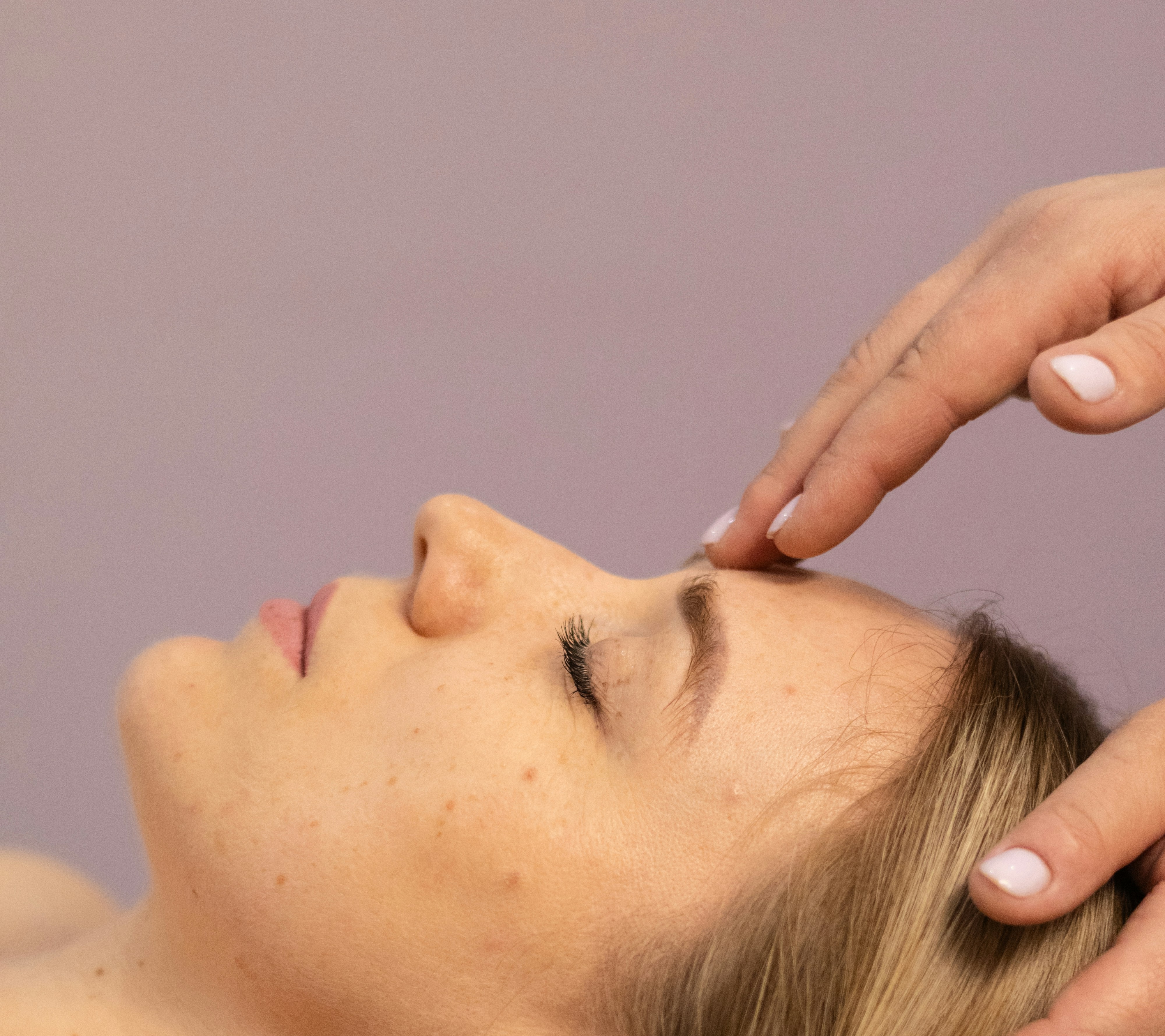 What Is Tapping? A Gentle Introduction to EFT